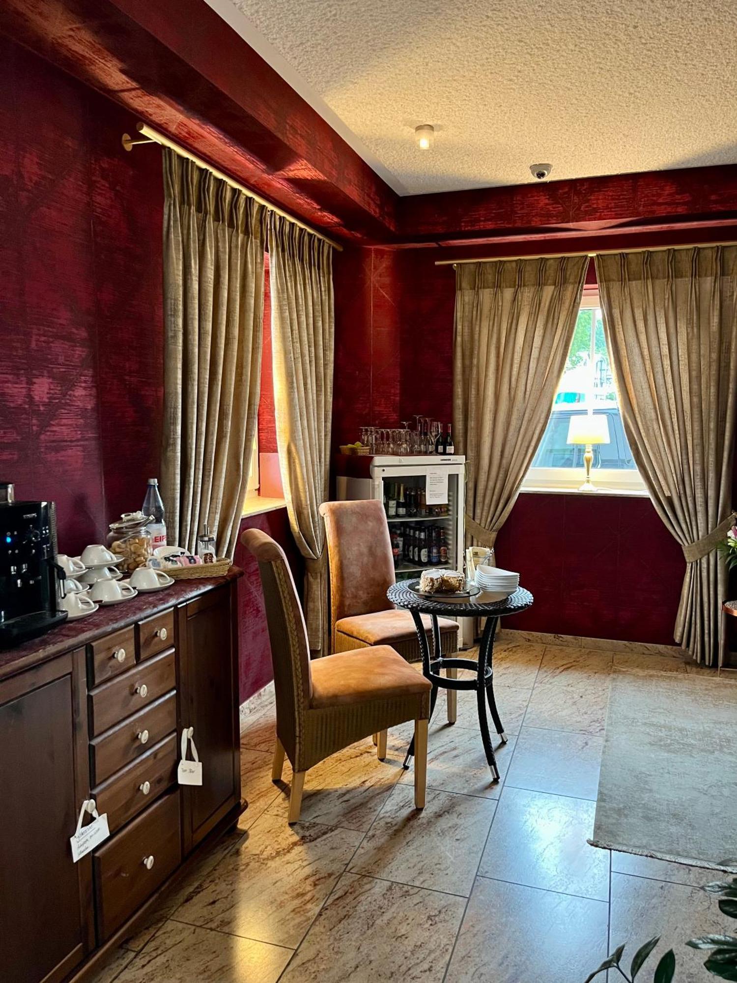 Garni Hotel Henn Зіммерат Екстер'єр фото
