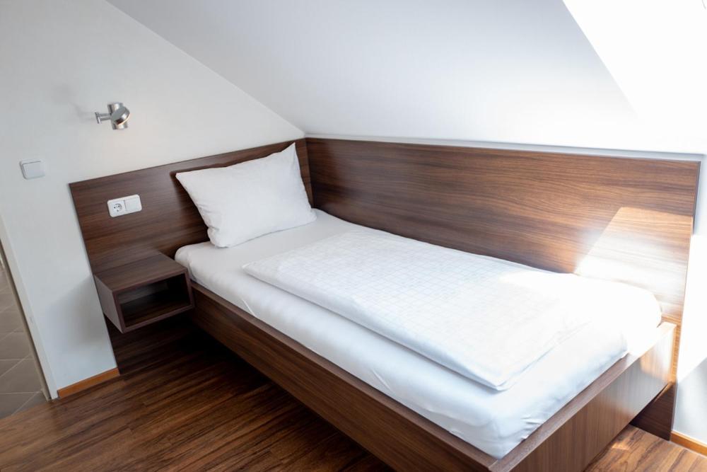 Garni Hotel Henn Зіммерат Екстер'єр фото